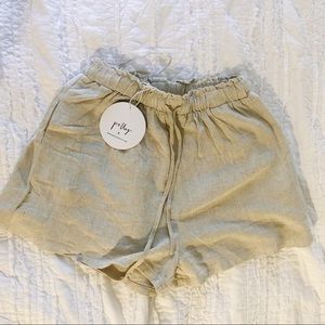 ☆ PRINCESS POLLY SHORTS ☆